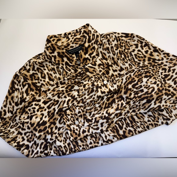 BANANA REPUBLIC WOMENS BUTTON DOWN LIGHTWEIGHT BLOUSE ANIMAL PRINT SZ XS - Picture 7 of 10